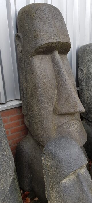 beeld moai 150cm eliassen.nl