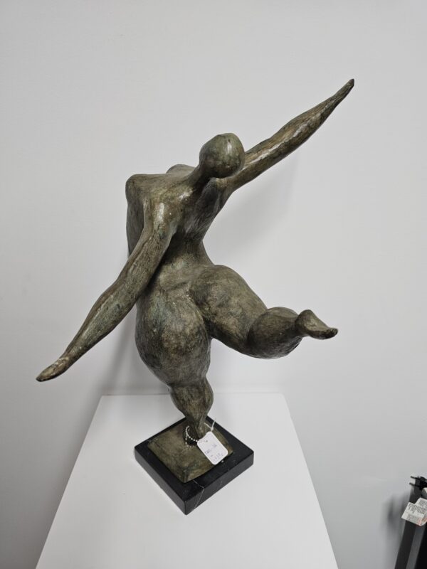 Bronzen beeld danseres op 1 been 54cm eliassen.nl 3