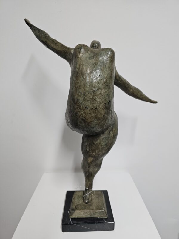 Bronzen beeld danseres op 1 been 54cm eliassen.nl 8