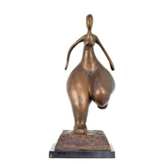 Bronzen beeld dikke dame armen omlaag 45cm - eliassen.nl