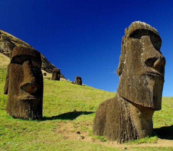 easter-island-heads