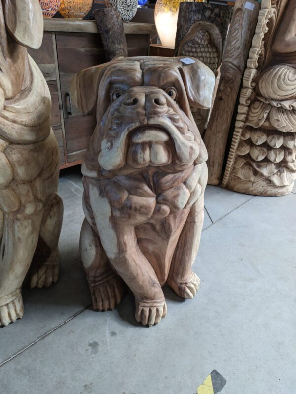 Houten beeld Bulldog hond 80cm - eliassen.nl