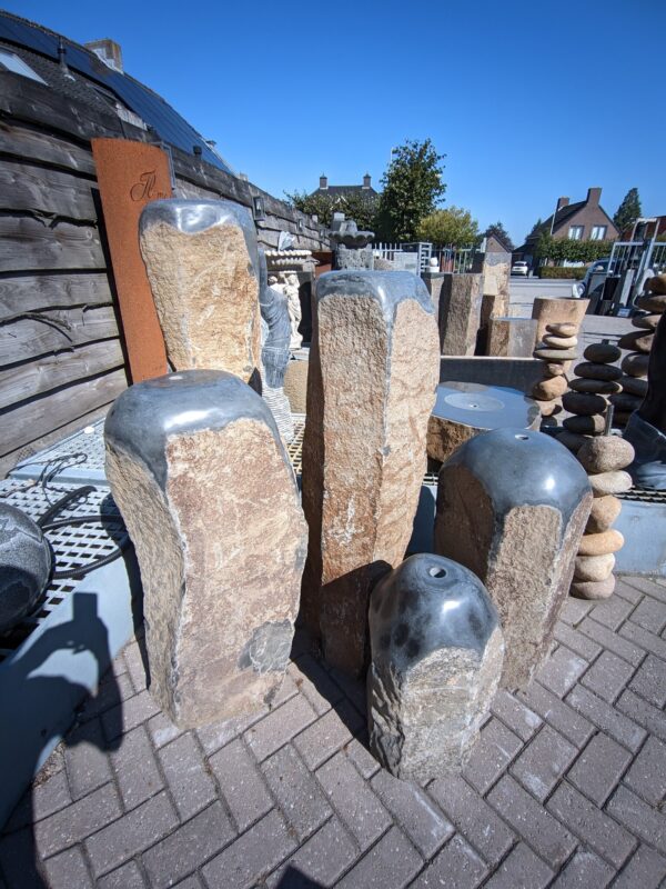 waterornament fontein giant solist basaltsteen in verschillende maten eliassen.nl